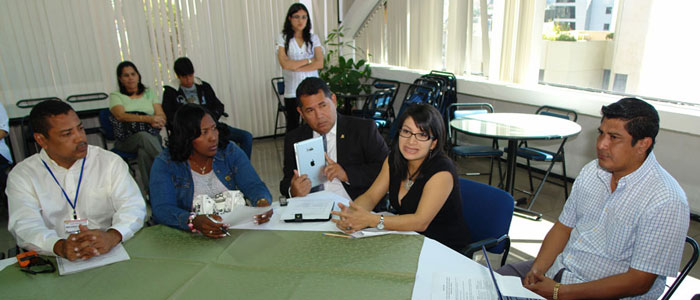 visita delegacion internacional 01 06 2012 02