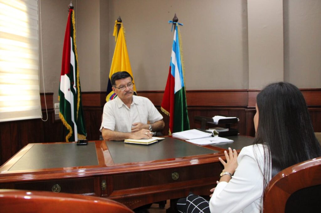 AME Y GOBERNACIÓN DE MANABÍ COORDINAN ESTRATEGIAS DE SEGURIDAD PARA LAS ELECCIONES DE COMITÉ REGIONAL