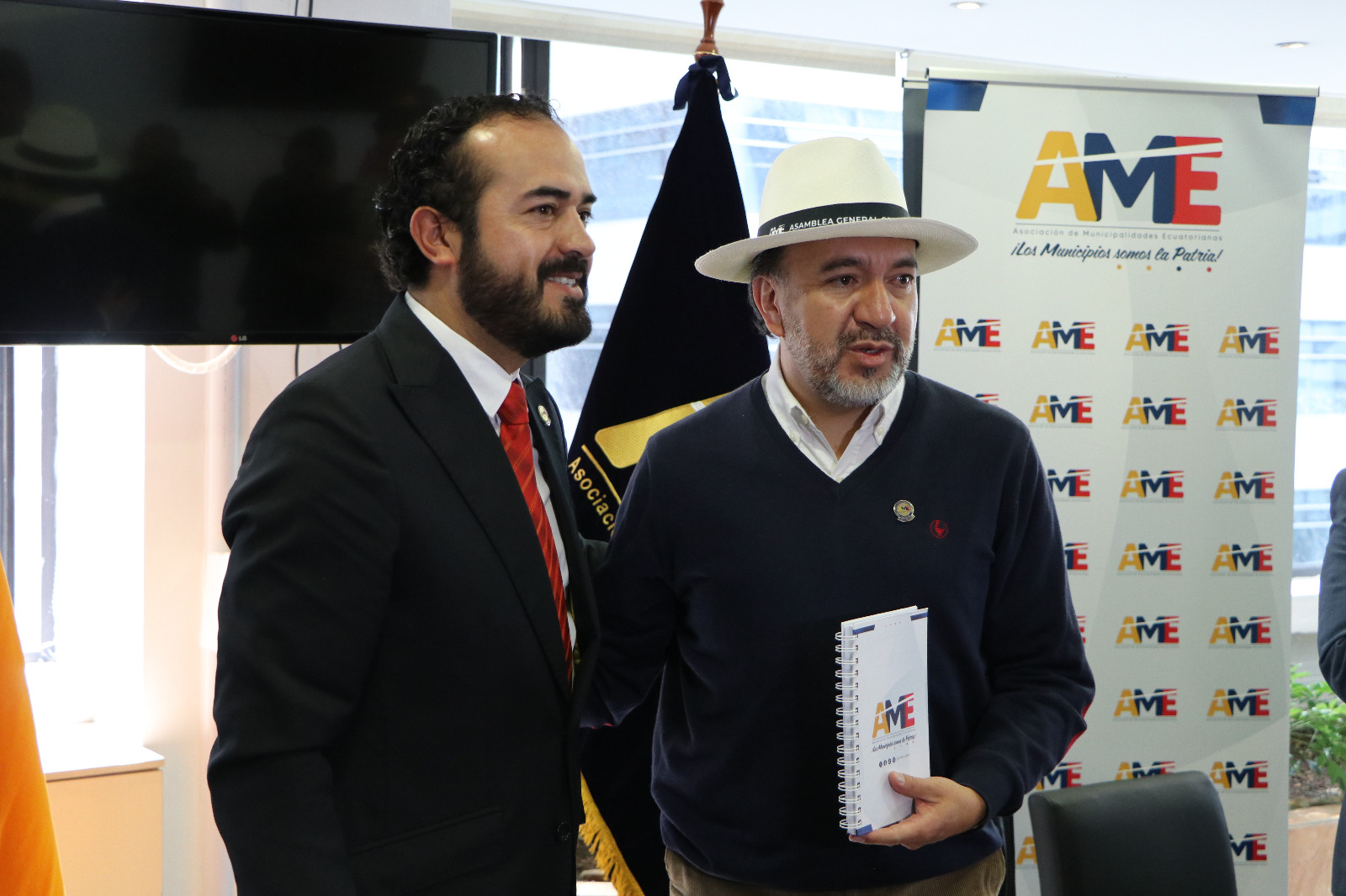 FORTALECIMIENTO DEL MUNICIPALISMO: CONSTRUCCIÓN DE AGENDA DE TRABAJO CONJUNTA ENTE AME Y MUNICIPIO DE QUITO